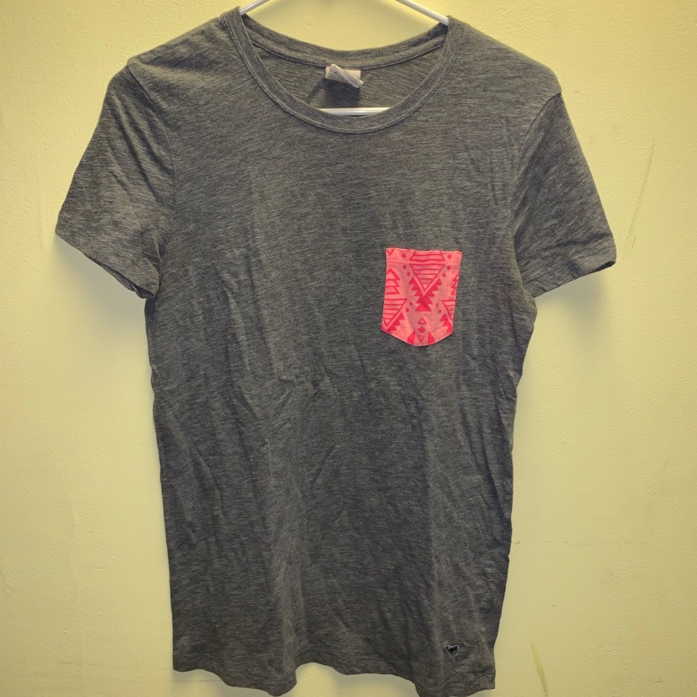 VS pink T-shirt